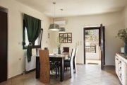 Perama Kreta, Perama: Villa mit 2 Apartments und 1 Studio in Stadtnähe zu verkaufen Haus kaufen